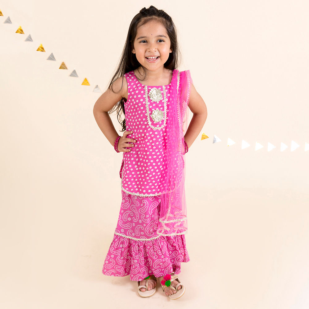 

features material 100 cotton the actual product may differ slightly