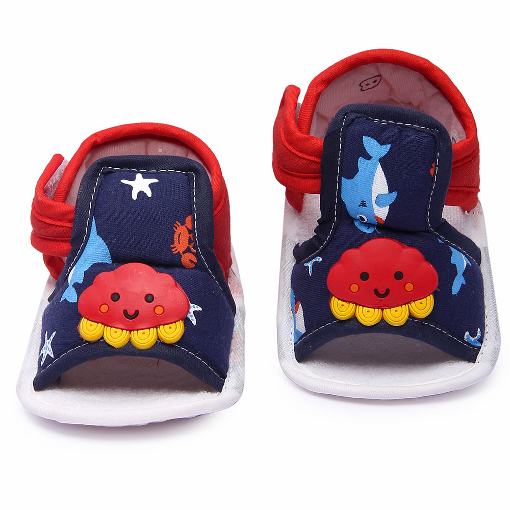 

features upper material cotton sole material padded insole material cotton