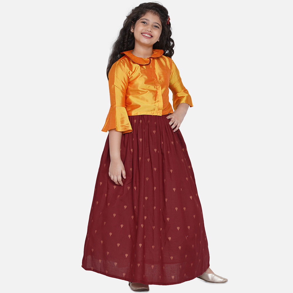 

features material 100 silk the actual product may differ slightly