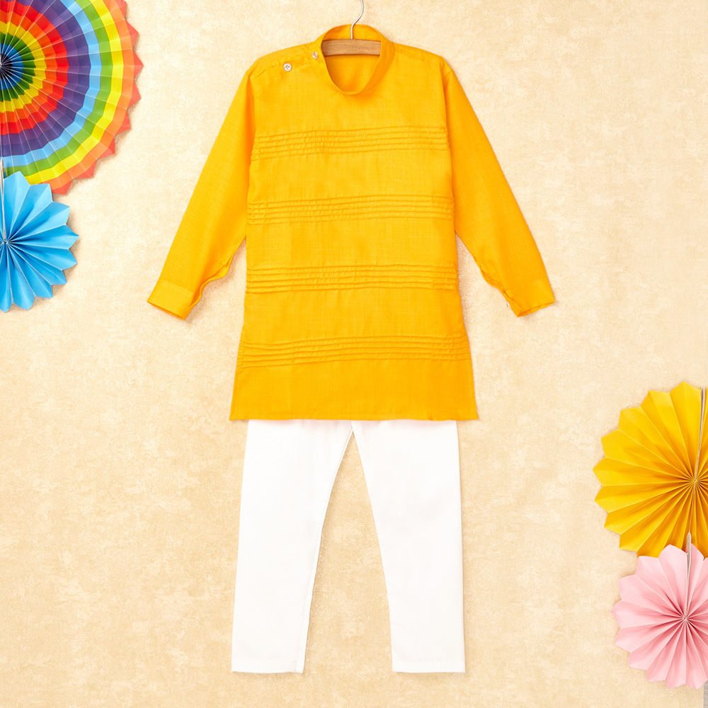 

features material cotton blend the actual product may differ slightly