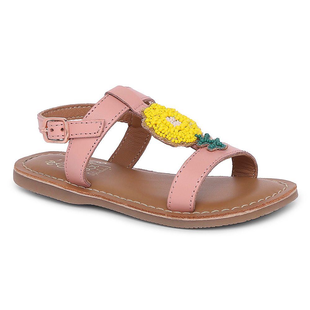 

features upper material 100 leather sole material tpr the actual