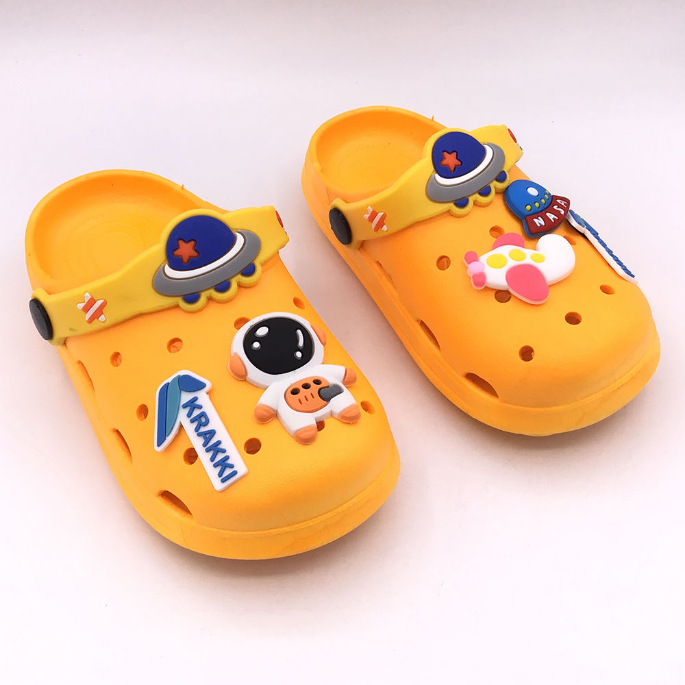 

features insole material 100 eva upper material 100 rubber heel