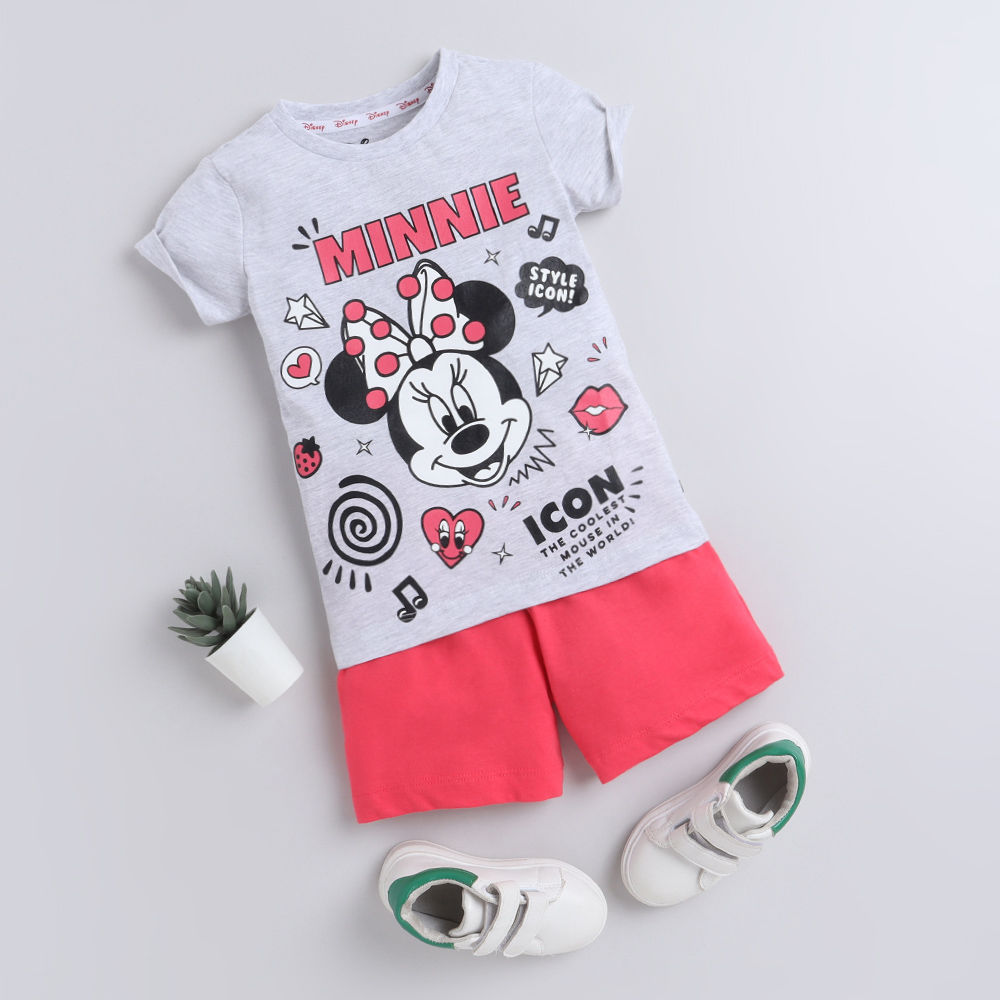 

features material 65 cotton 35 polyester the actual product may