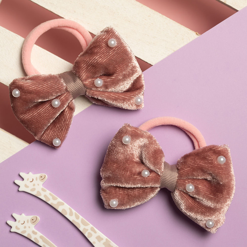 

style your girl by this cute and stylish velvet bow