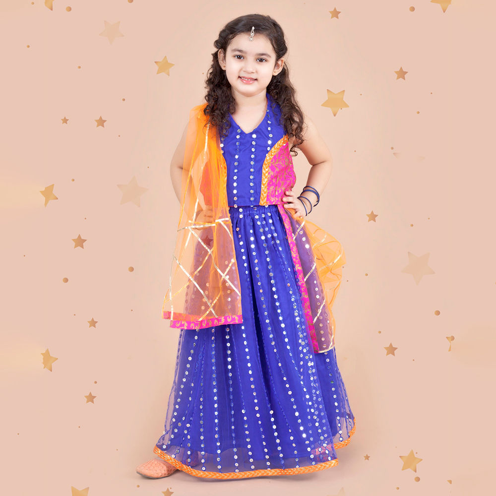 

features material 100 polyester the actual product may differ slightly