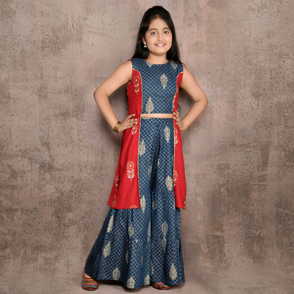 

features material 100 rayon viscose the actual product may differ