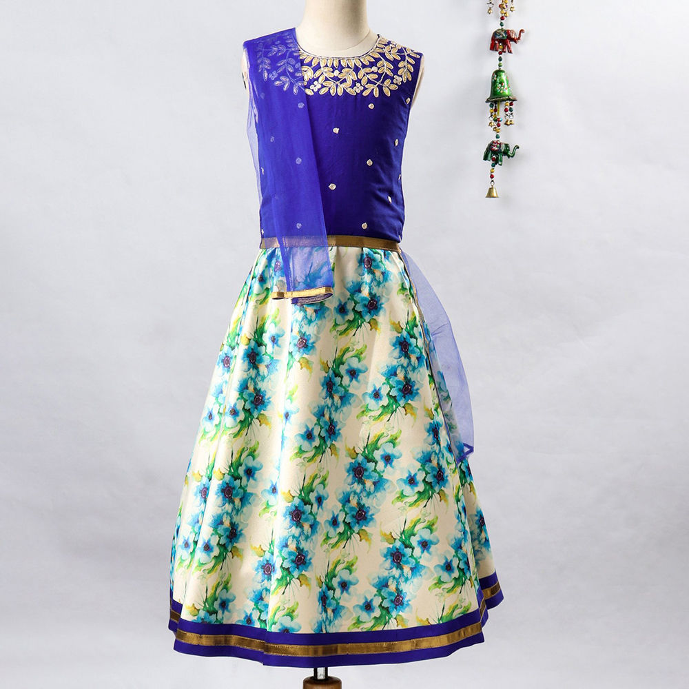 

features top material 100 polyester bottom material 100 polyester the