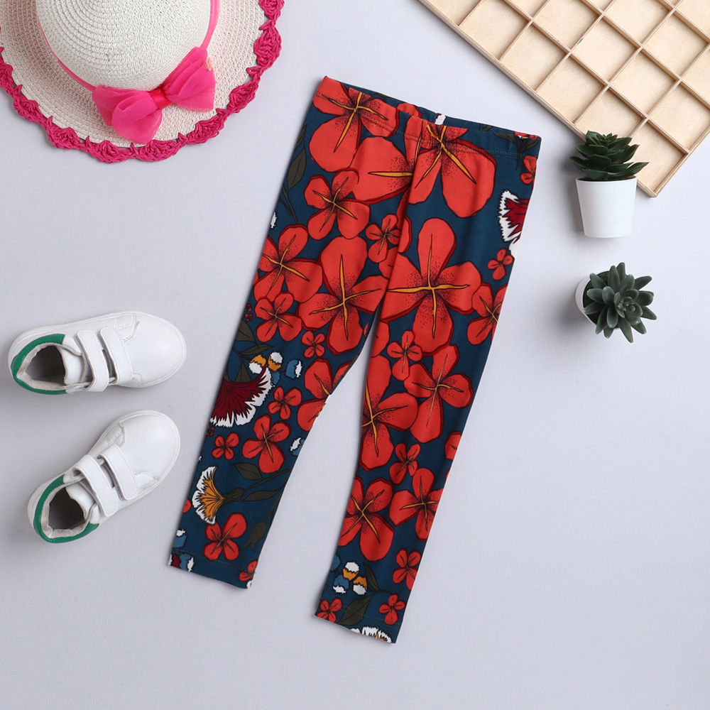 

features material 100 polyester the actual product may differ slightly