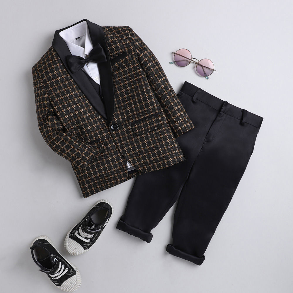 

features material polyester blend the actual product may differ slightly