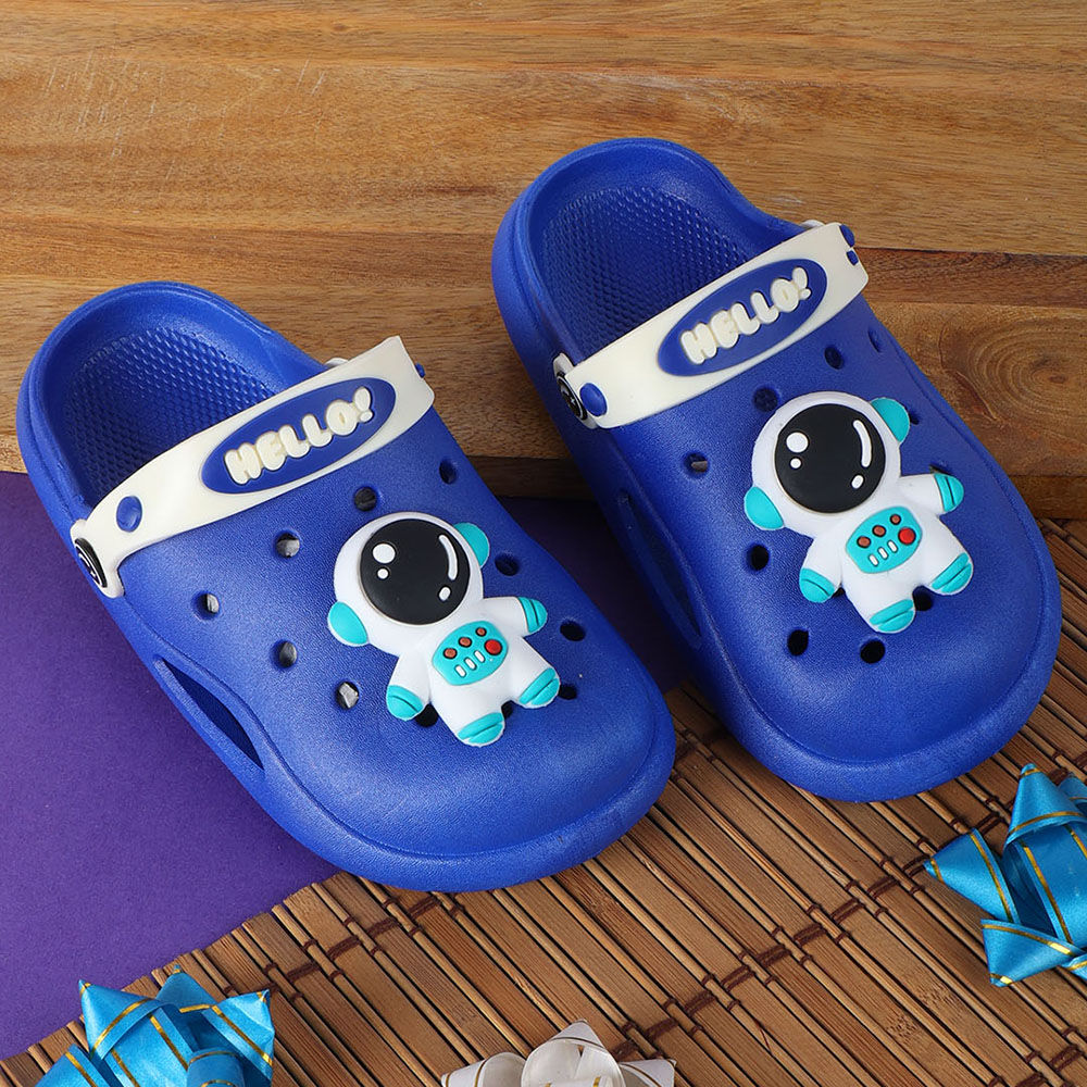 

features upper material synthetic pu sole material eva insole material