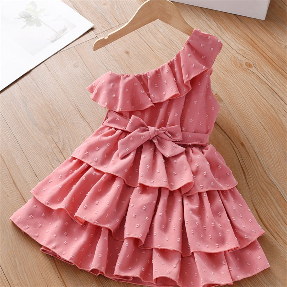 

features material 100 polyester fit type regular the actual product