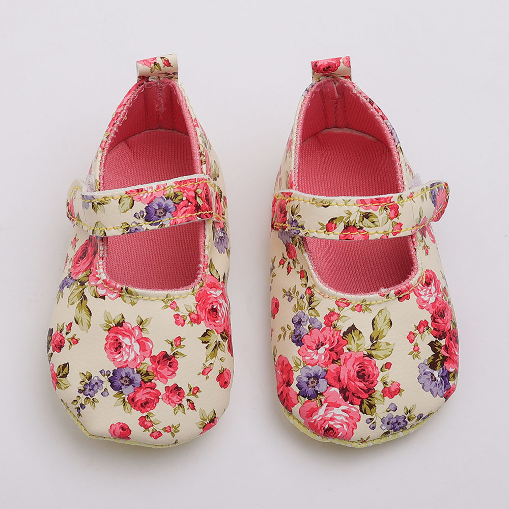 

features upper material fabric cotton sole material 100 synthetic leather