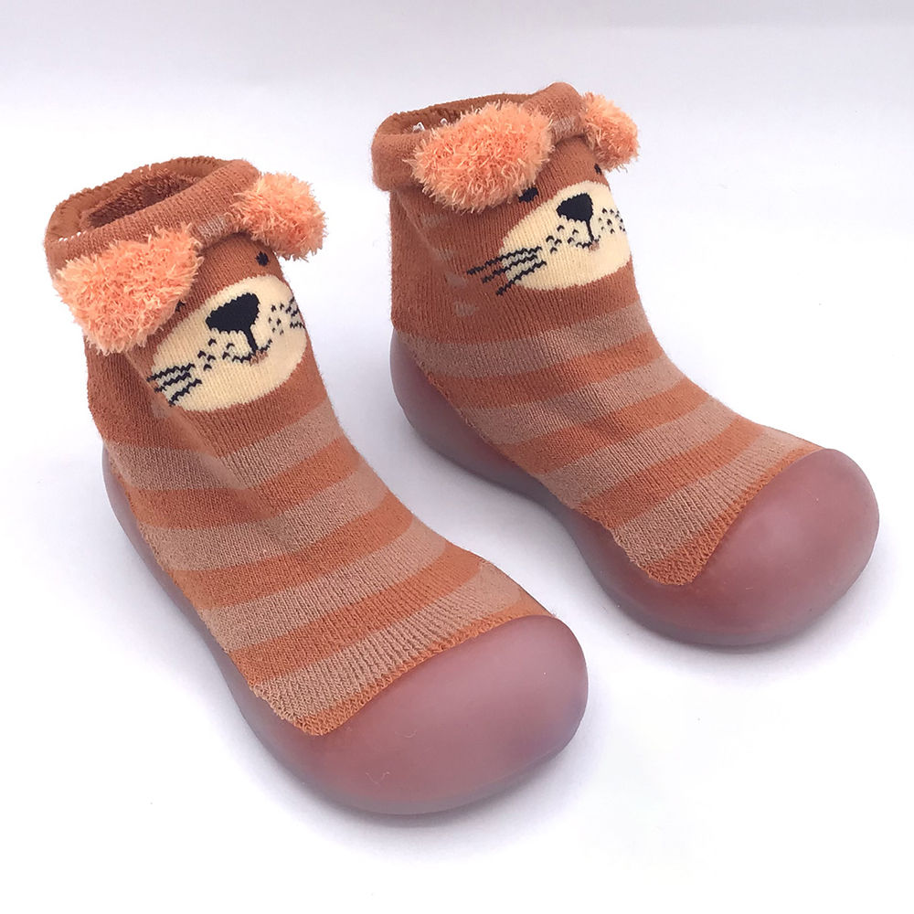 

features upper material 100 synthetic sole material 100 rubber the