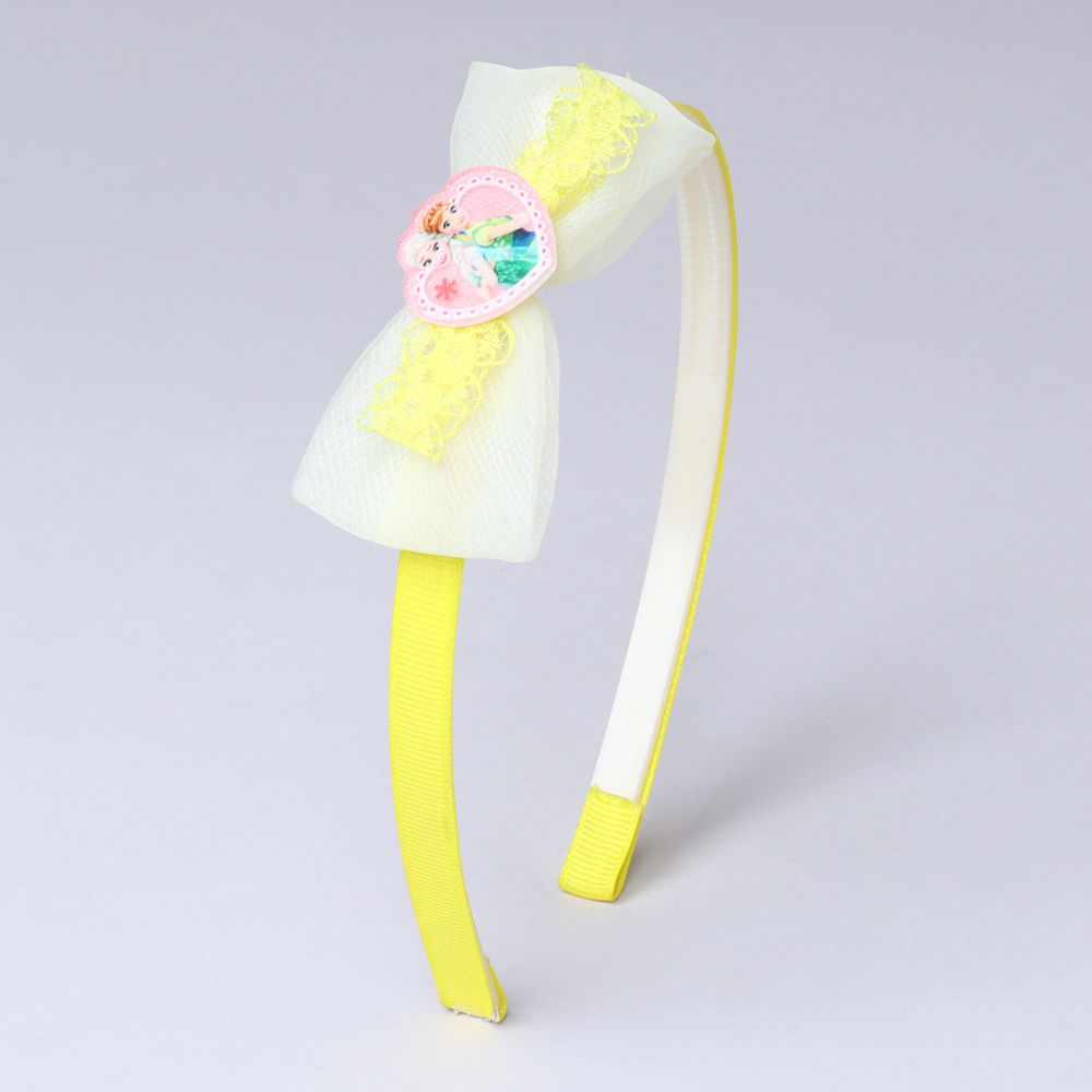 

dress your girl in this lovely accessories and make her