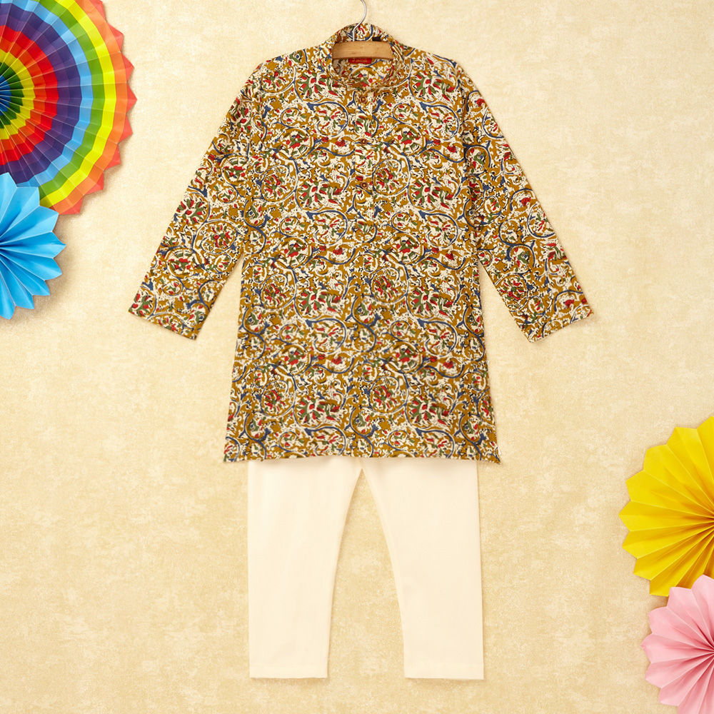 

features material cotton blend the actual product may differ slightly