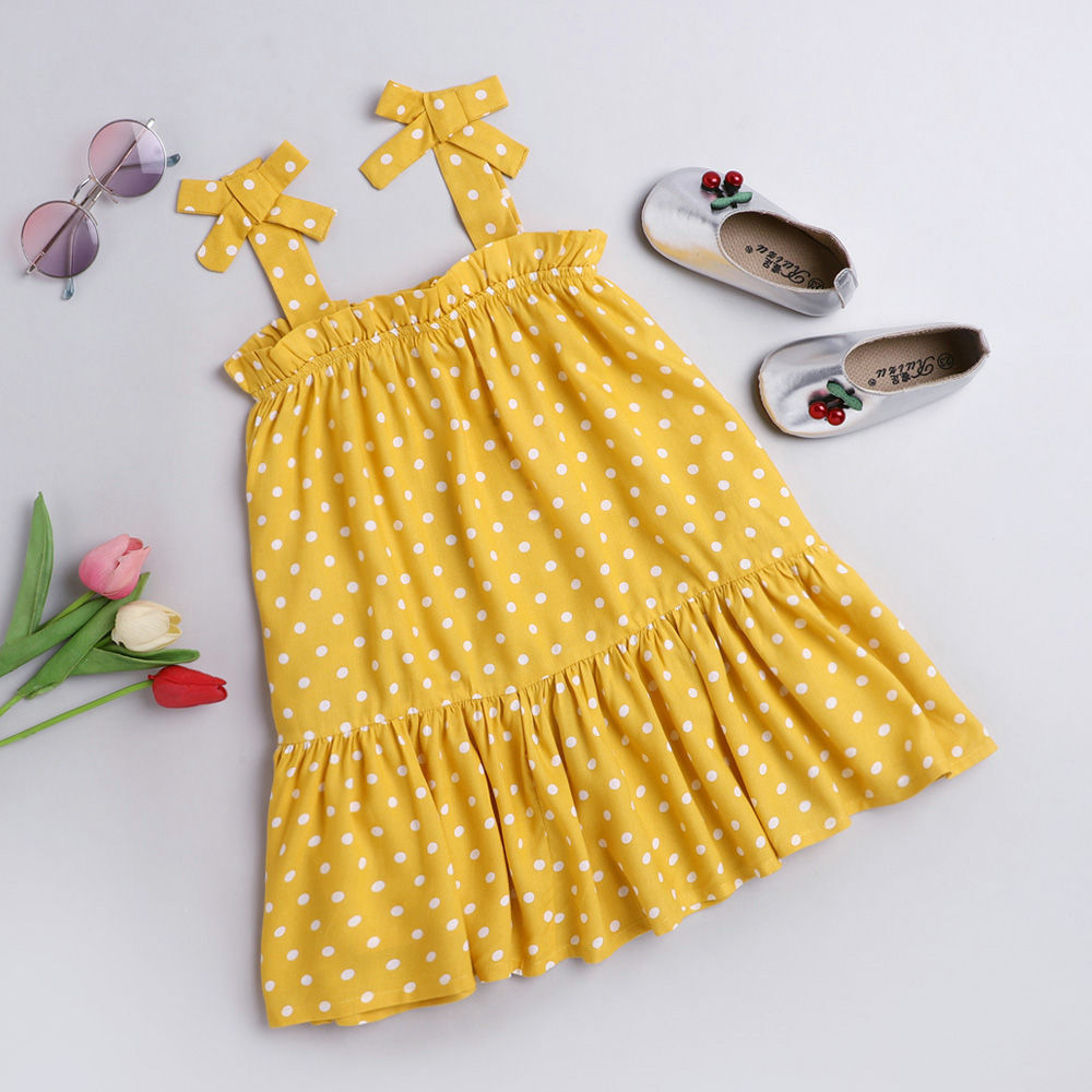 

features material 100 rayon the actual product may differ slightly