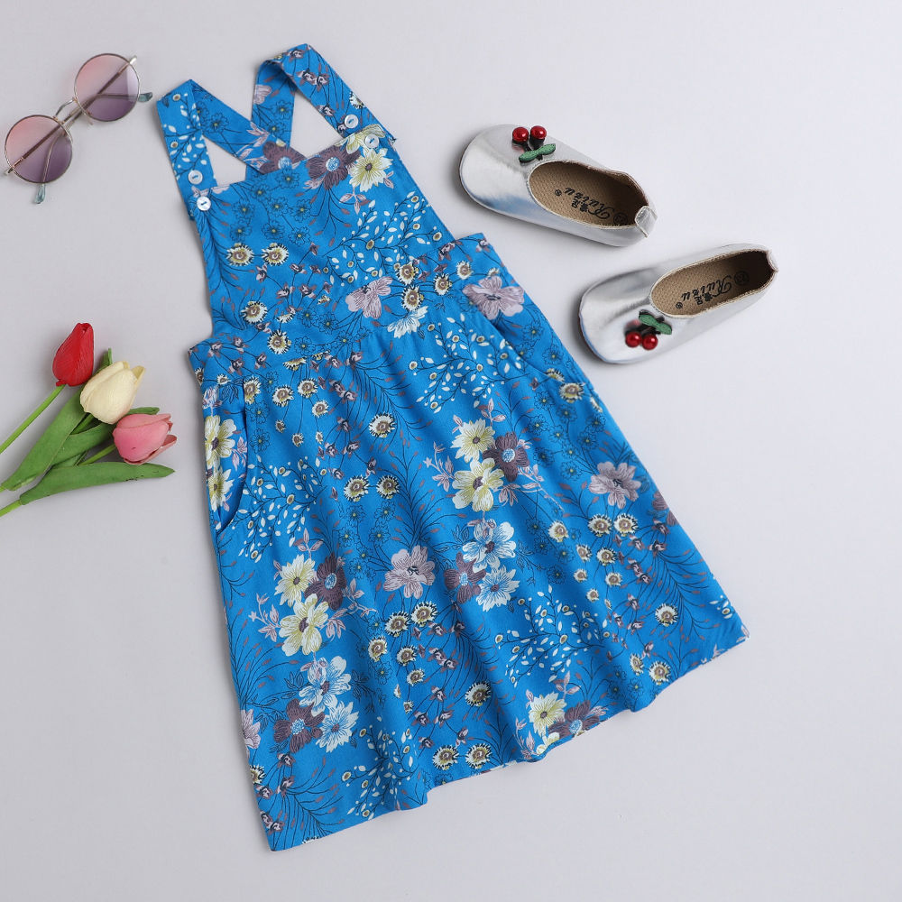 

features material 100 rayon the actual product may differ slightly