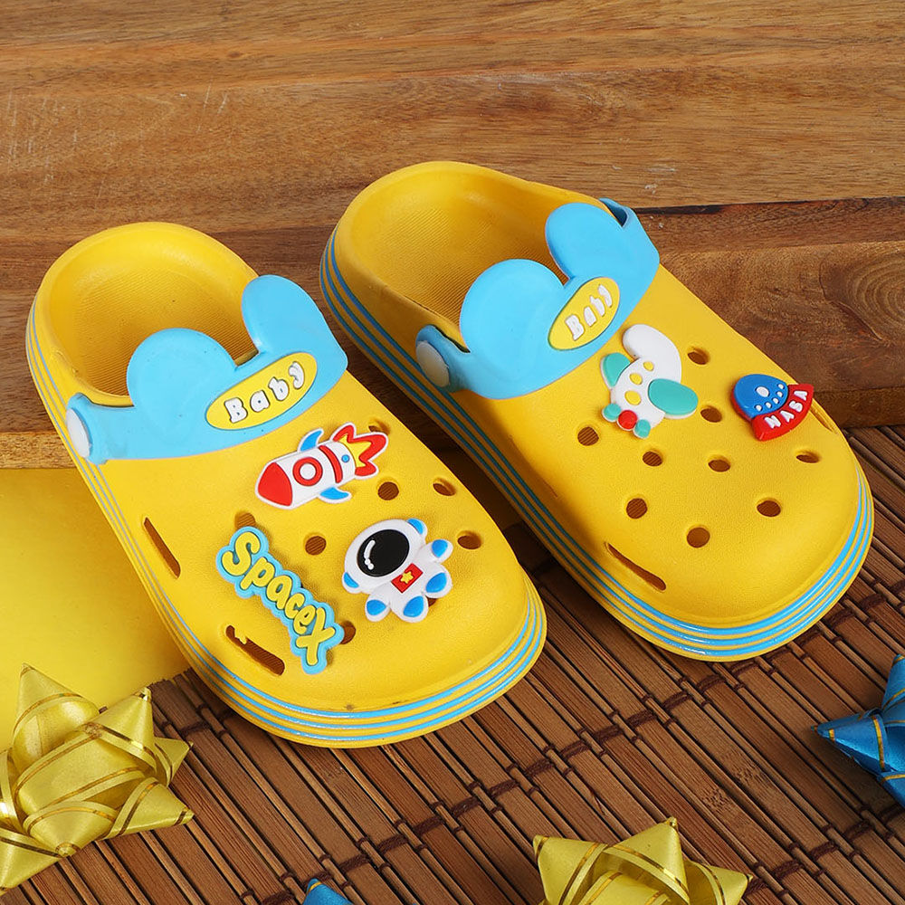 

features upper material synthetic pu sole material eva insole material