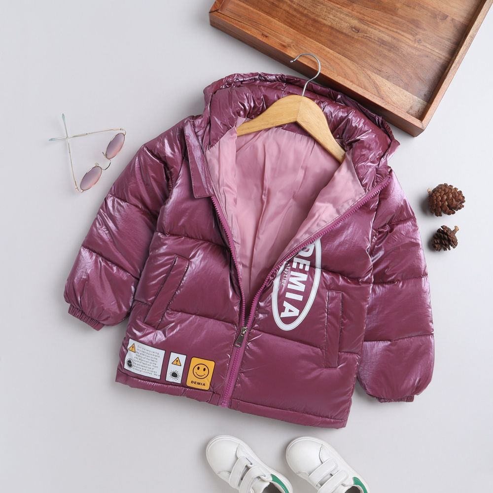 

features material 90 fur and 10 polyester the actual product