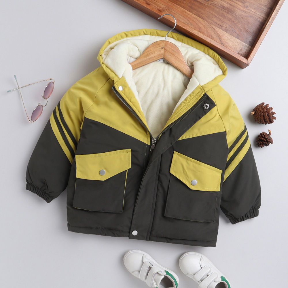 

features material 80 fabric and 20 polyester the actual product