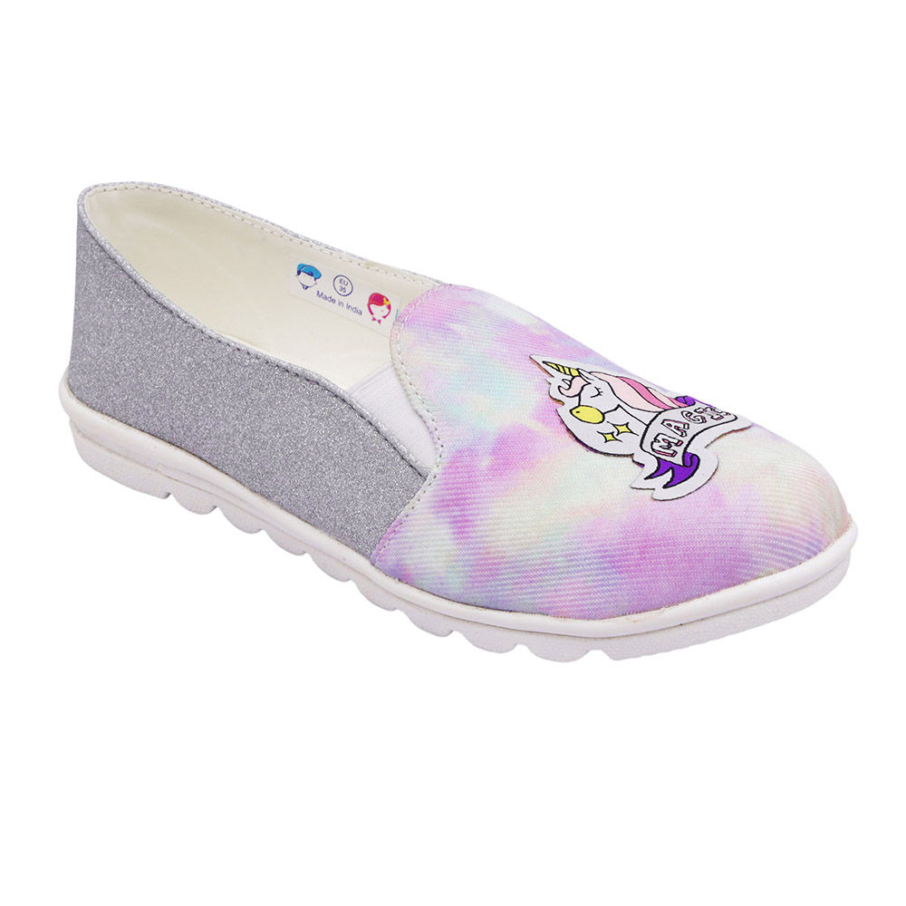 

features upper material 100 synthetic pu sole material 100 synthetic