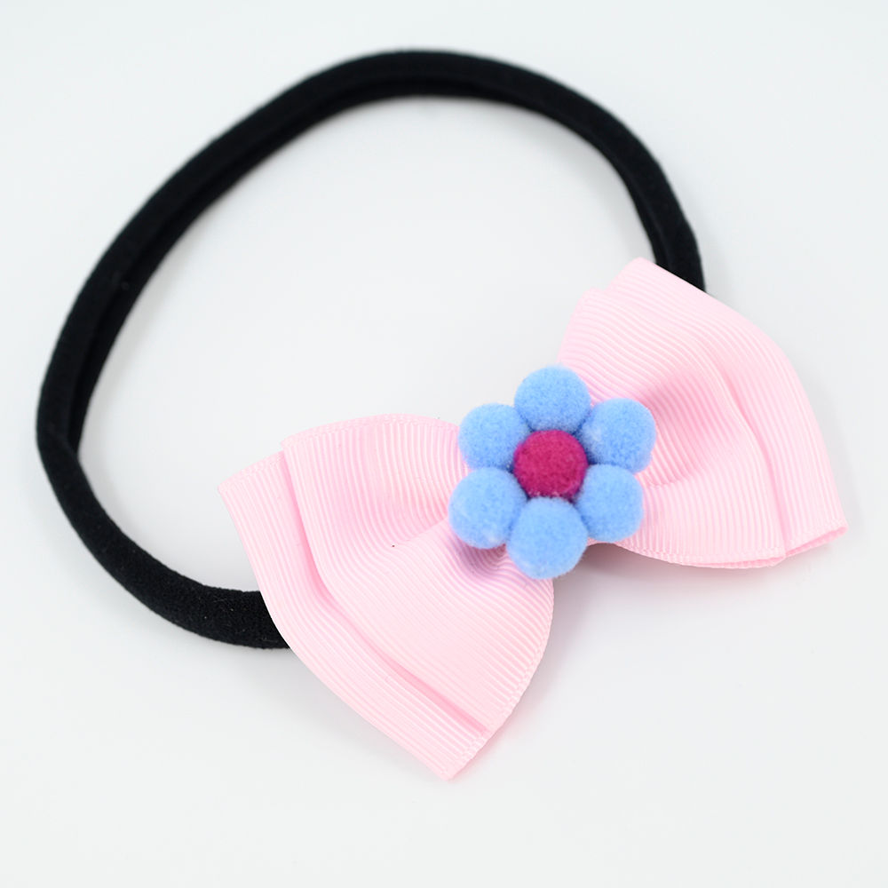 

beautiful hair accessories in a variety of colours and styles