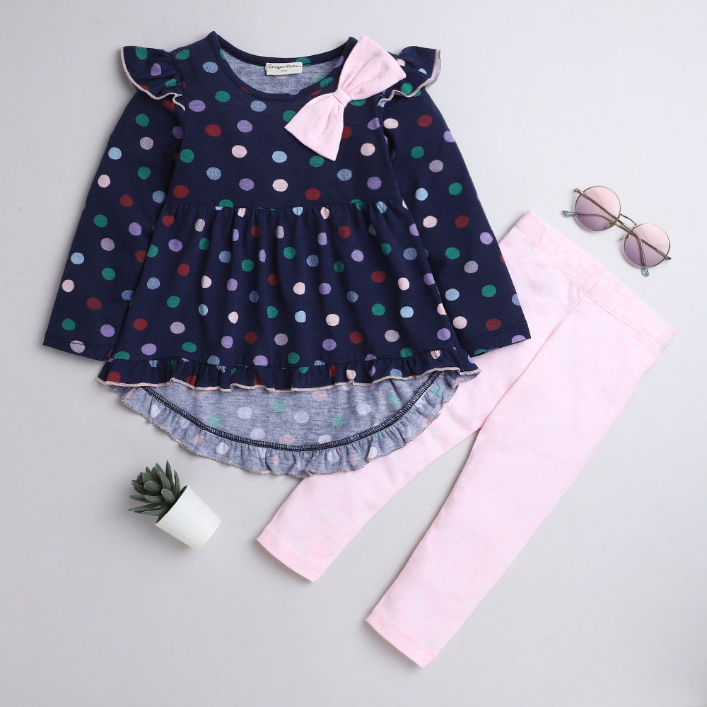 

features top material 100 cotton bottom material 95 cotton 5