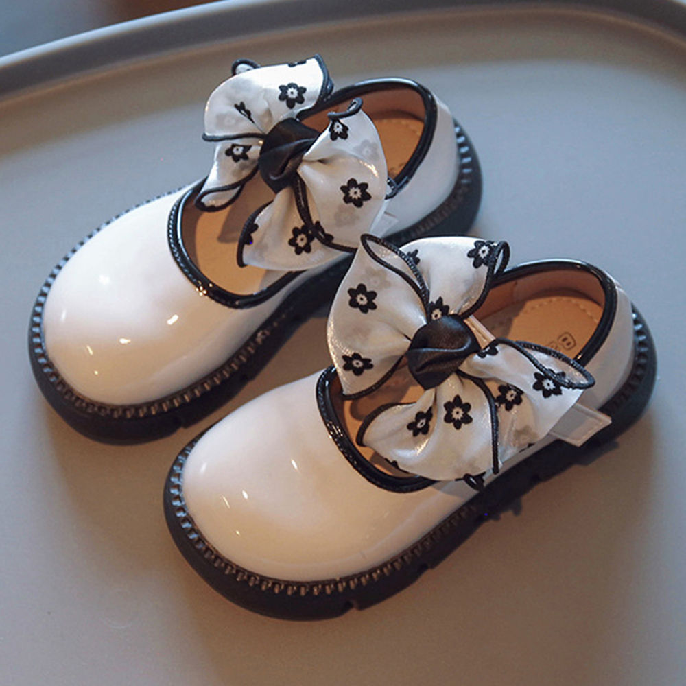 

features upper material 95 tpr 5 pu sole type 95
