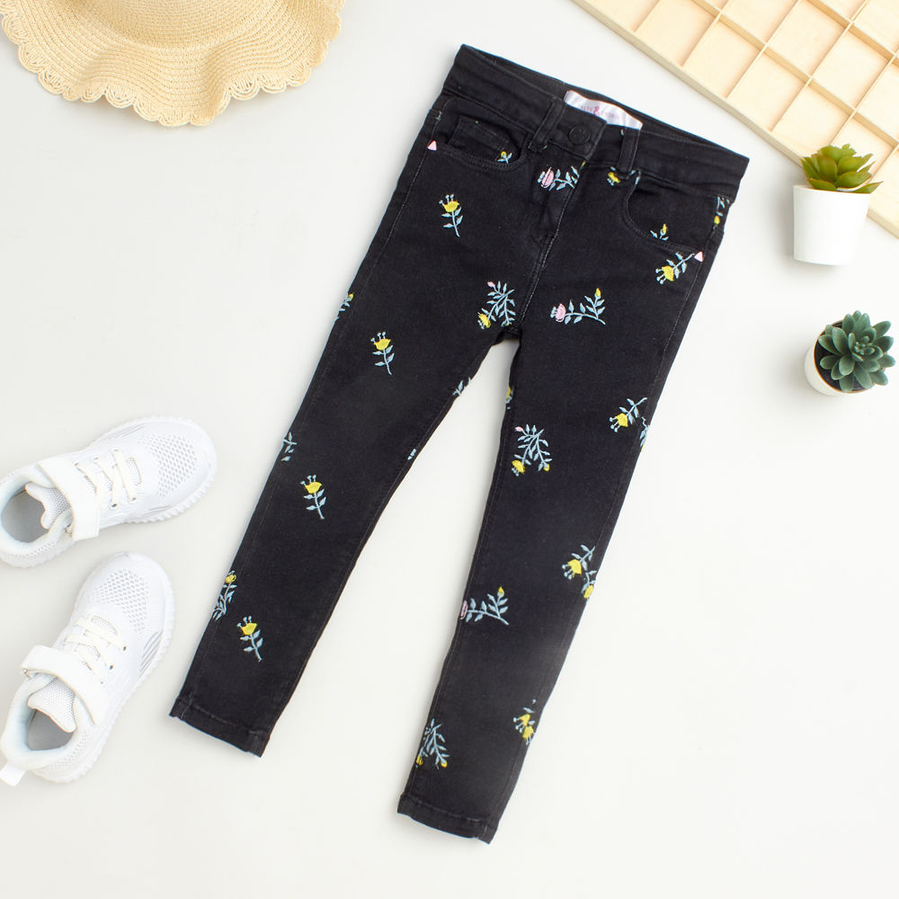 

features material 98 cotton 2 elastane fit type slim the