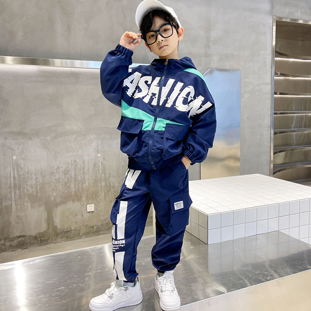 

features top material 100 polyester bottom material 100 polyester fit