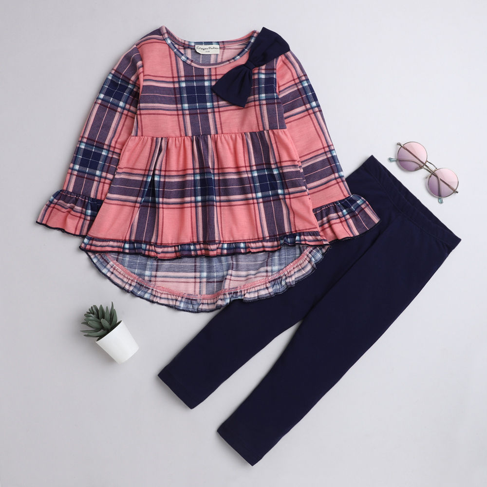

features top material 100 polyester bottom material 95 cotton 5