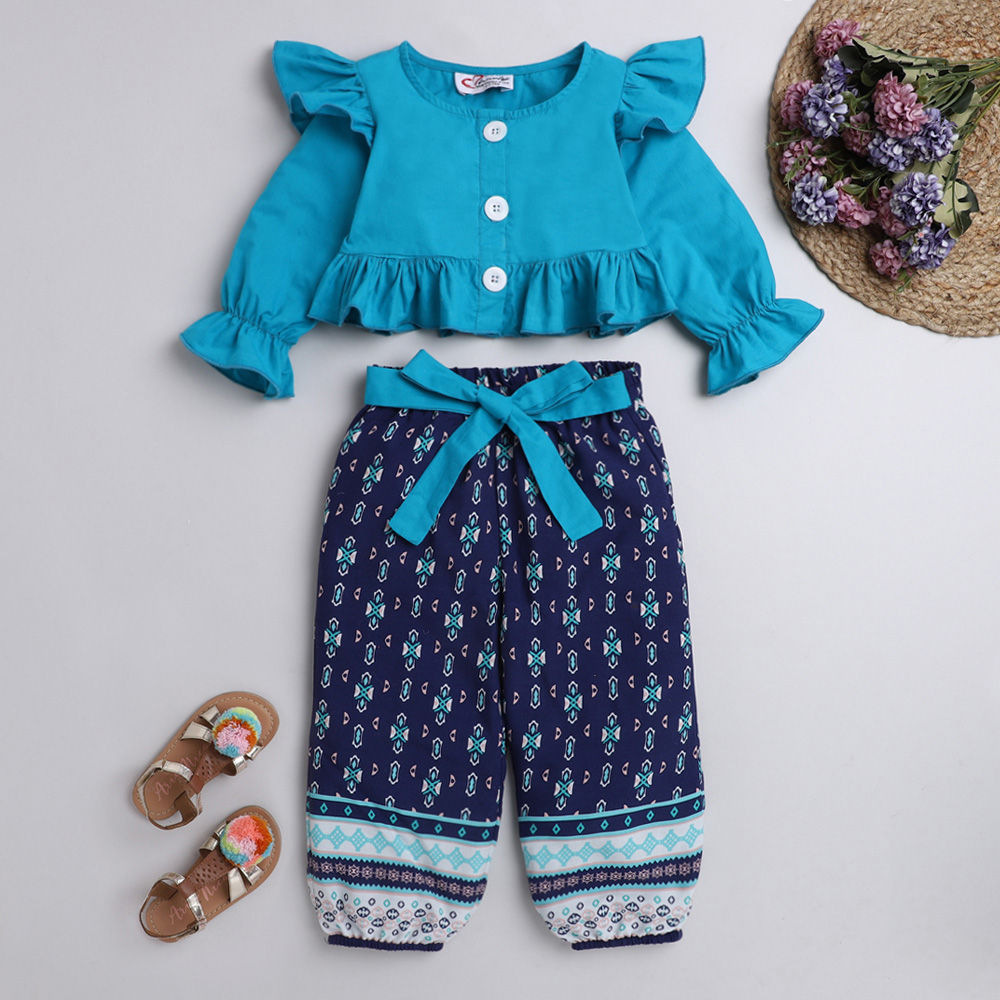 

features material 100 viscose fit type loose the actual product