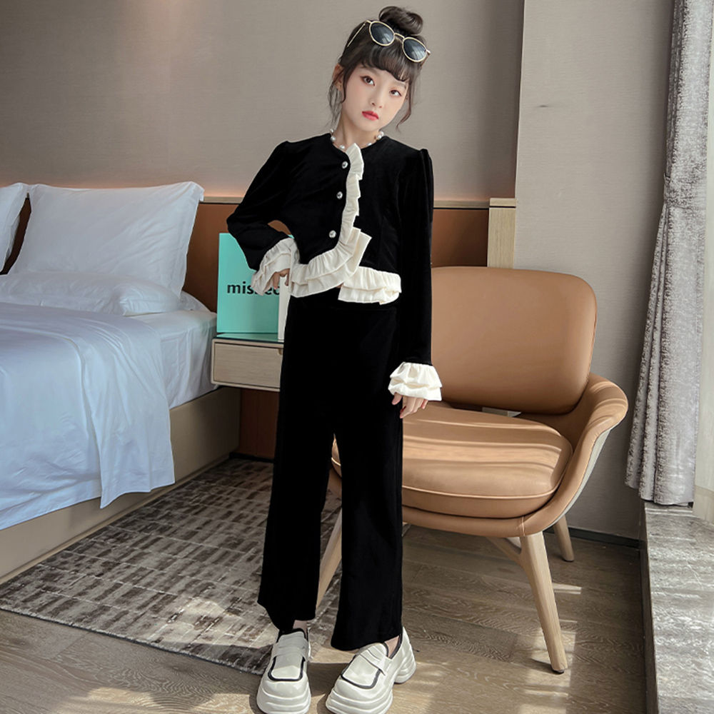 

features top material 100 polyester bottom material 100 polyester fit