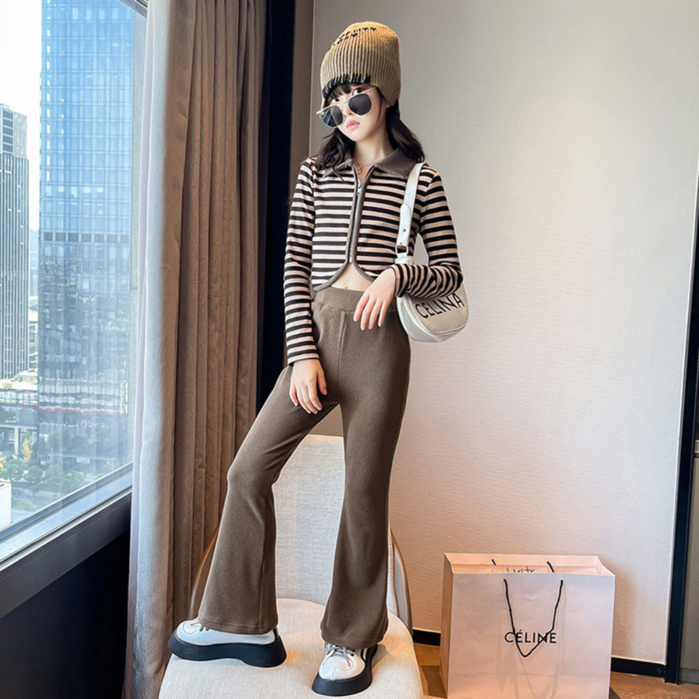 

features top material 100 polyester bottom material 100 polyester fit
