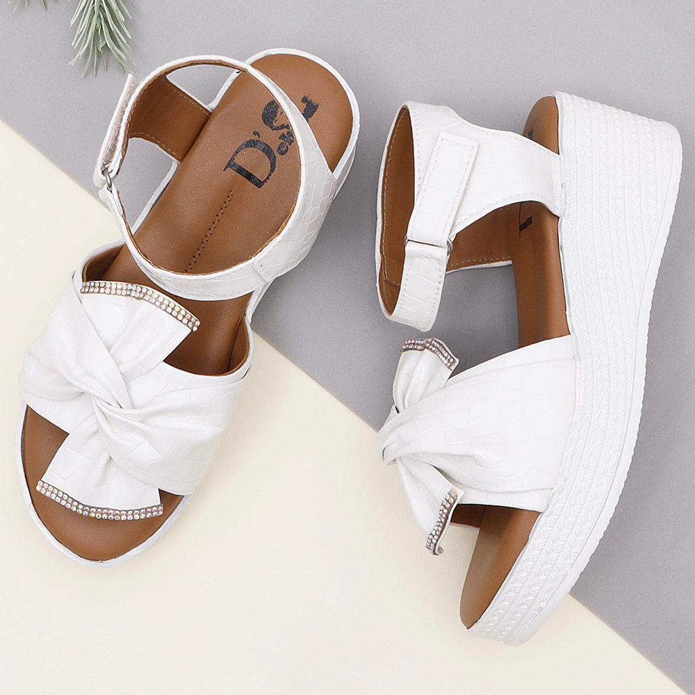 

features upper material 100 synthetic pu sole material 100 synthetic