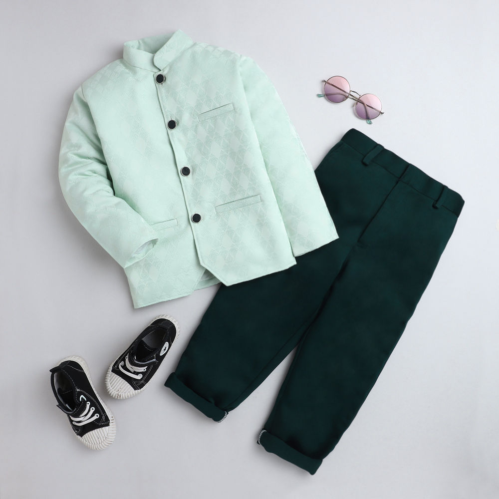 

features material 95 cotton 5 polyester fit type slim the