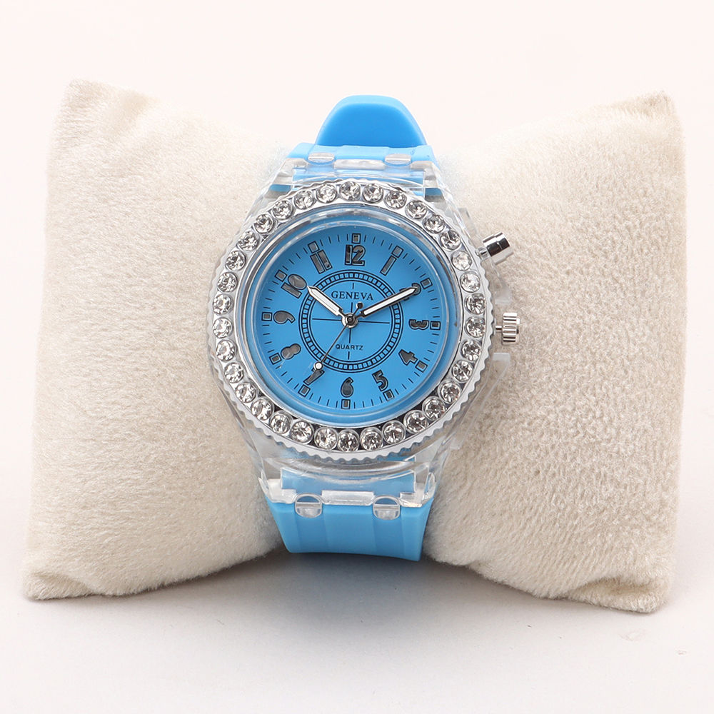 

digital dial kids watch trendy watch in attractive colours specially