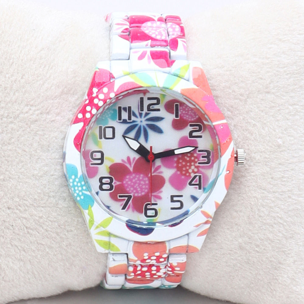 

analogue type watch made with plastic rubber material simple and