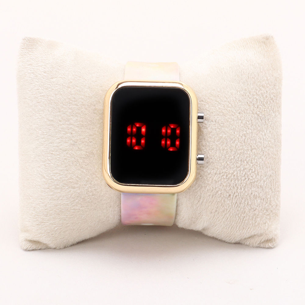 

digital dial kids watch trendy watch in attractive colours specially