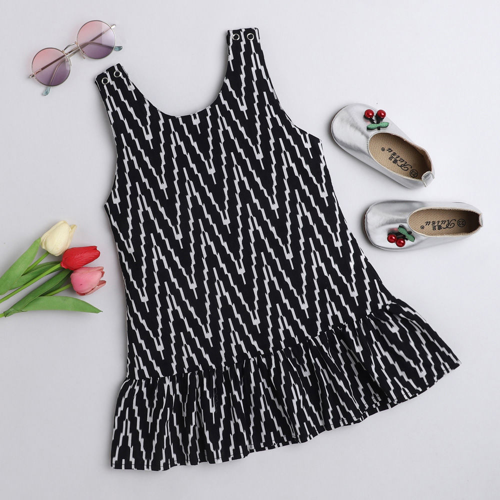 

features material 100 cotton the actual product may differ slightly