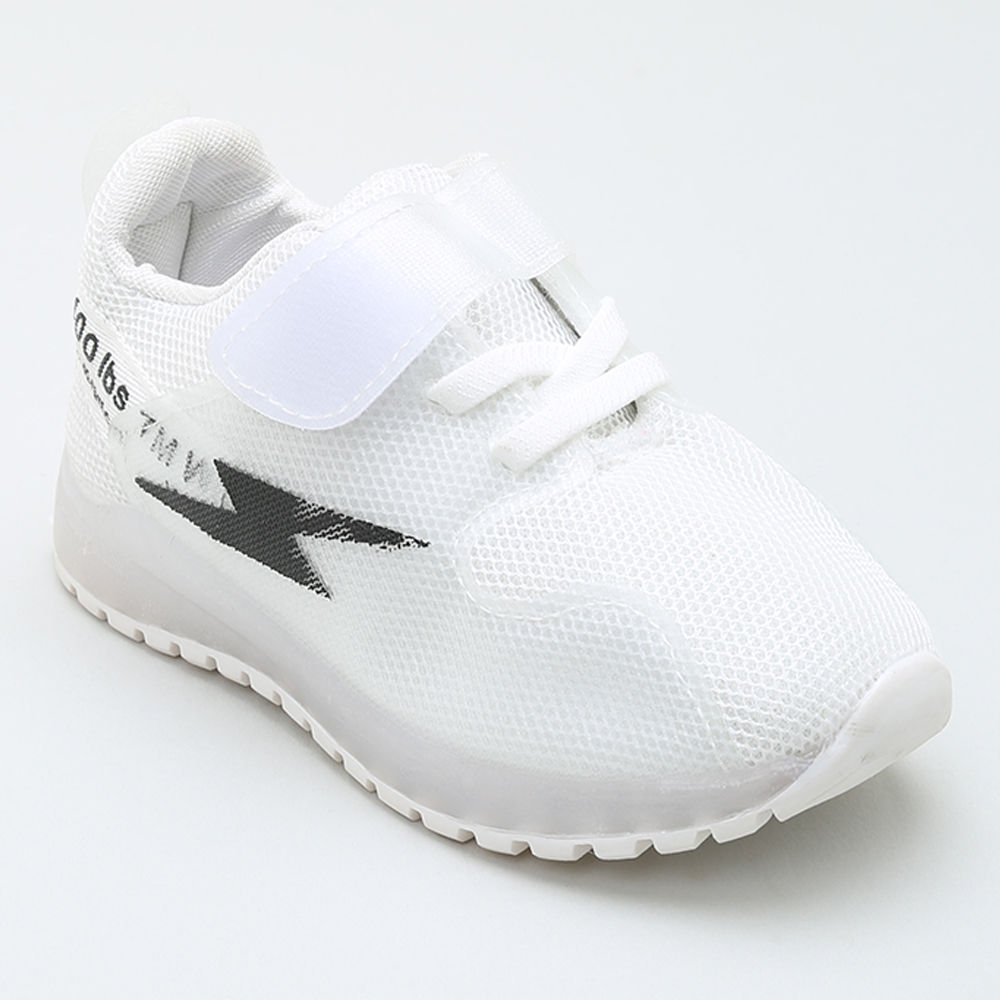 

features led lights are added in the out sole upper