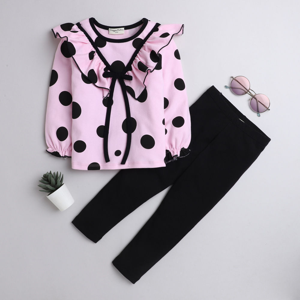 

features top material 100 cotton bottom material 95 cotton 5