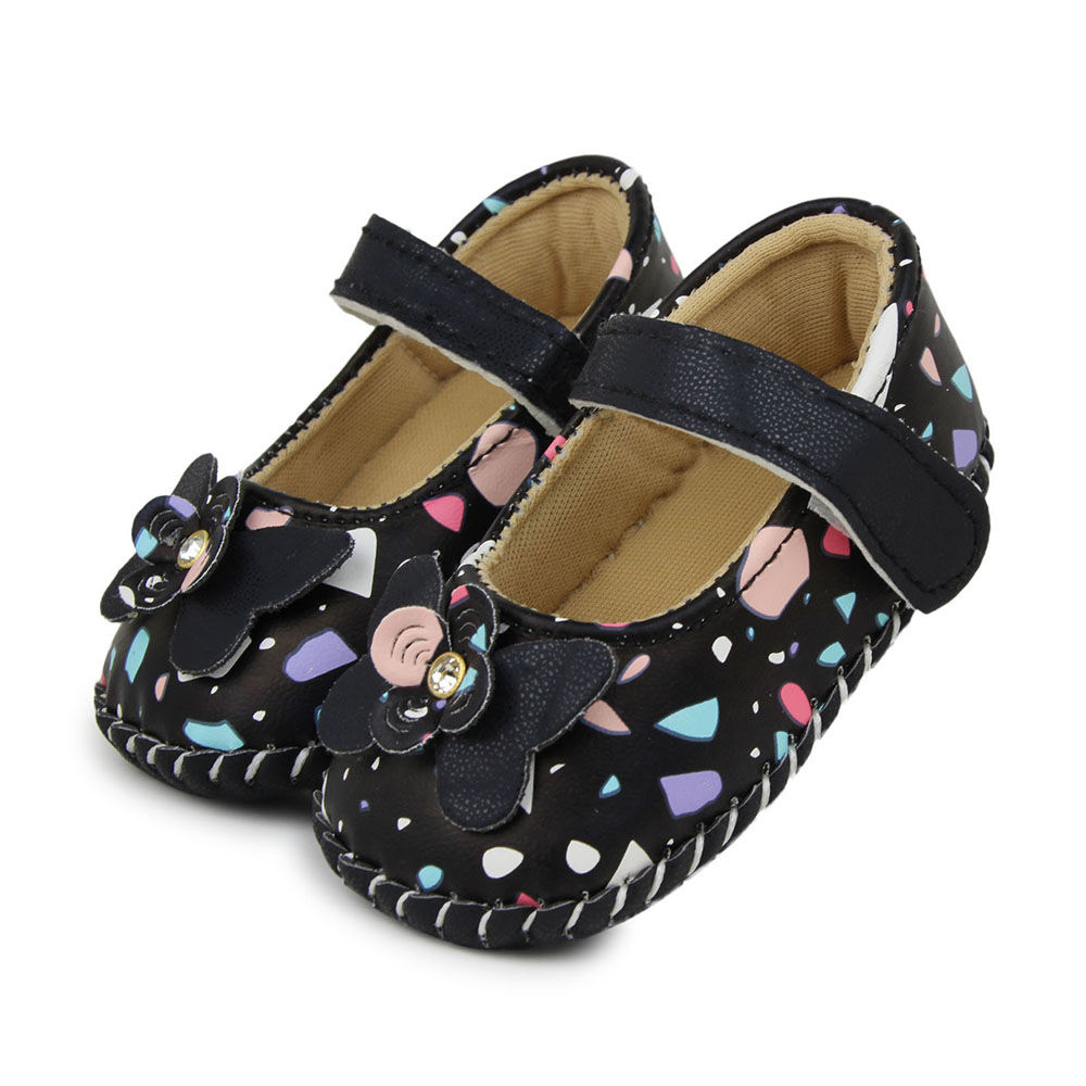 

features upper material synthetic leather sole material 100 synthetic leather