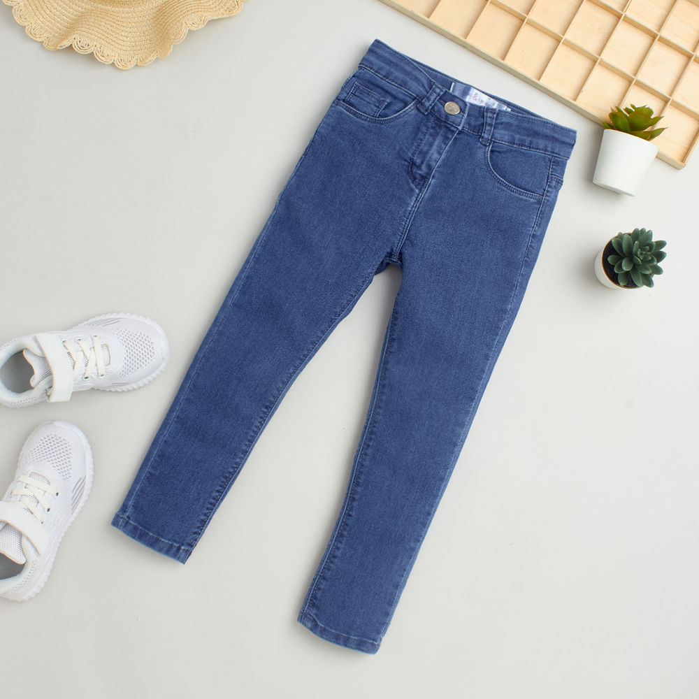 

features material 74 cotton 24 poly 2 elastane fit type