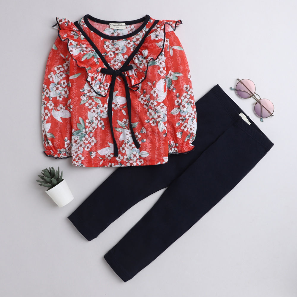 

features top material 100 polyester bottom material 95 cotton 5