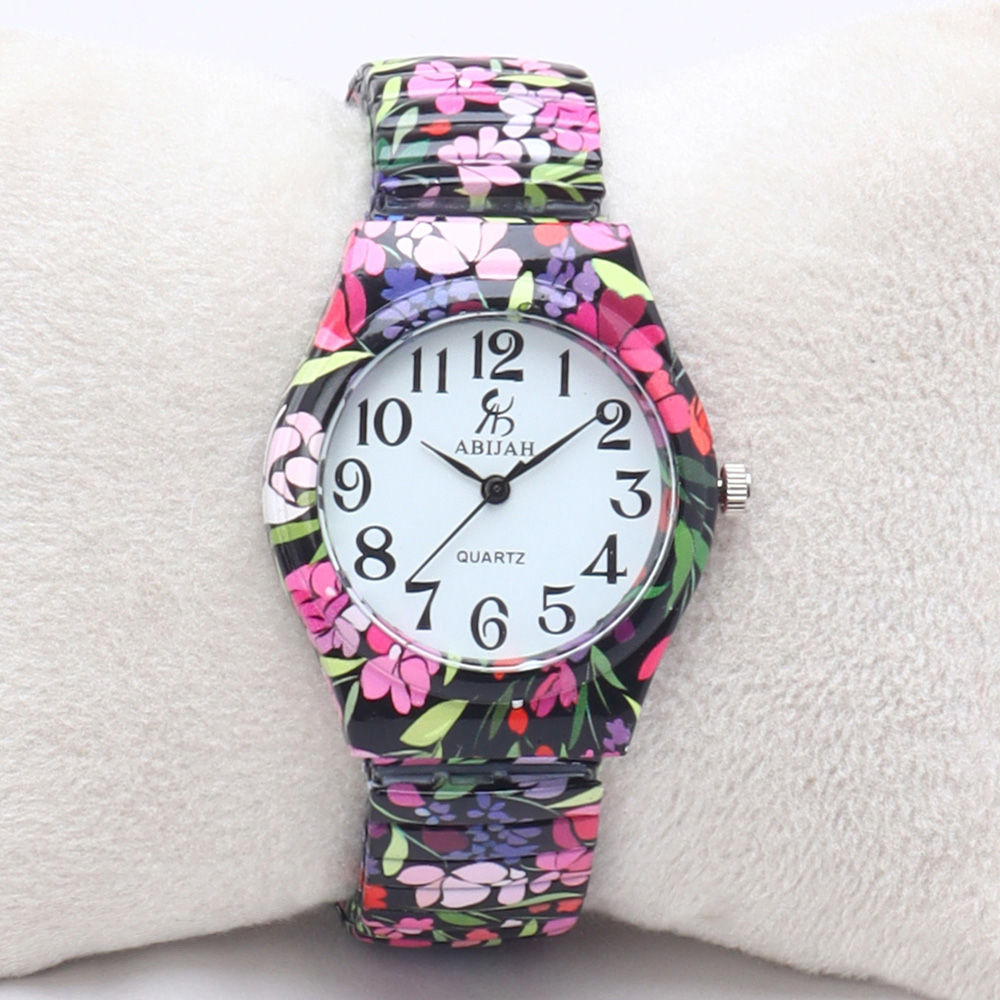 

analogue type watch made with plastic rubber material simple and