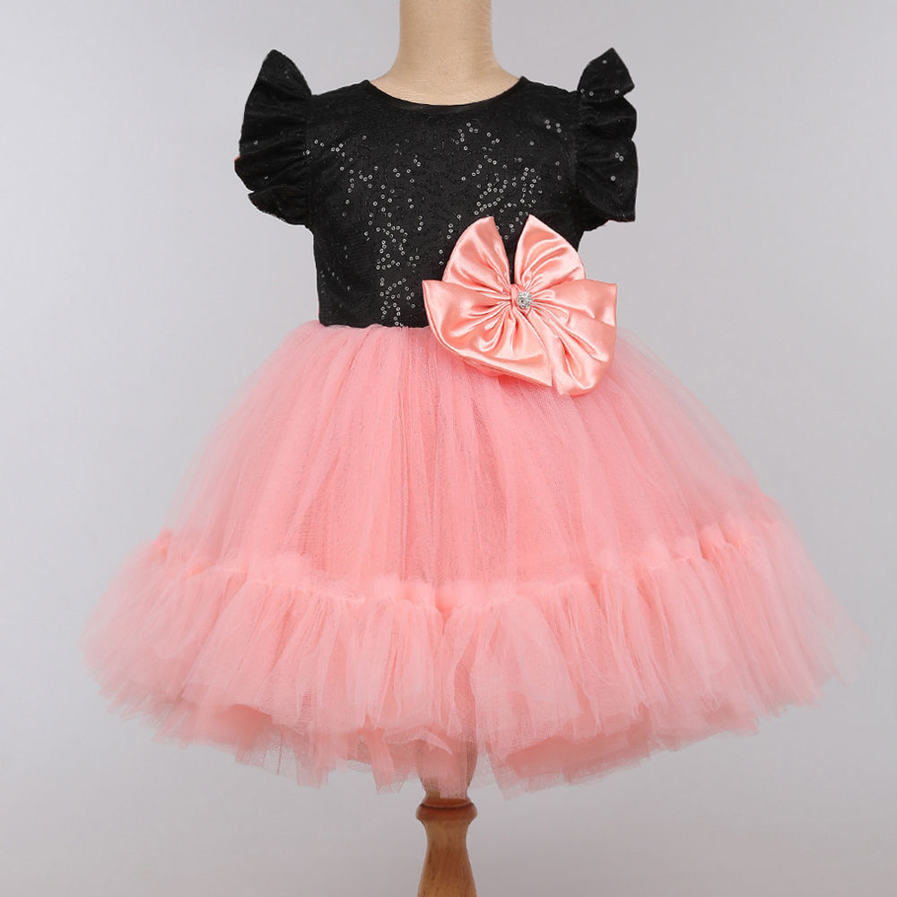 

features material 65 polyester and 35 viscose the actual product