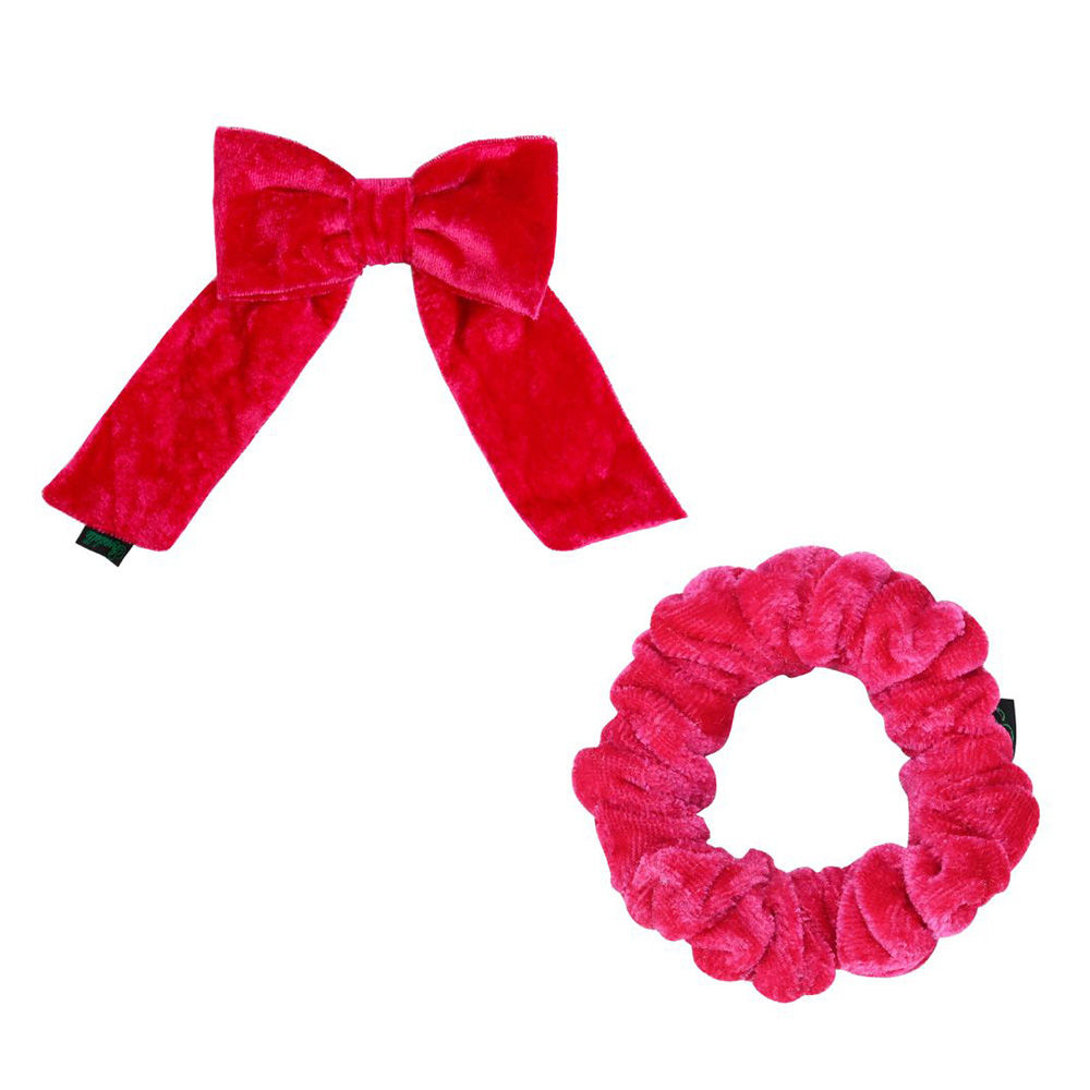 

arendelle collection of hair accessories is conceptualised designed and manufactured