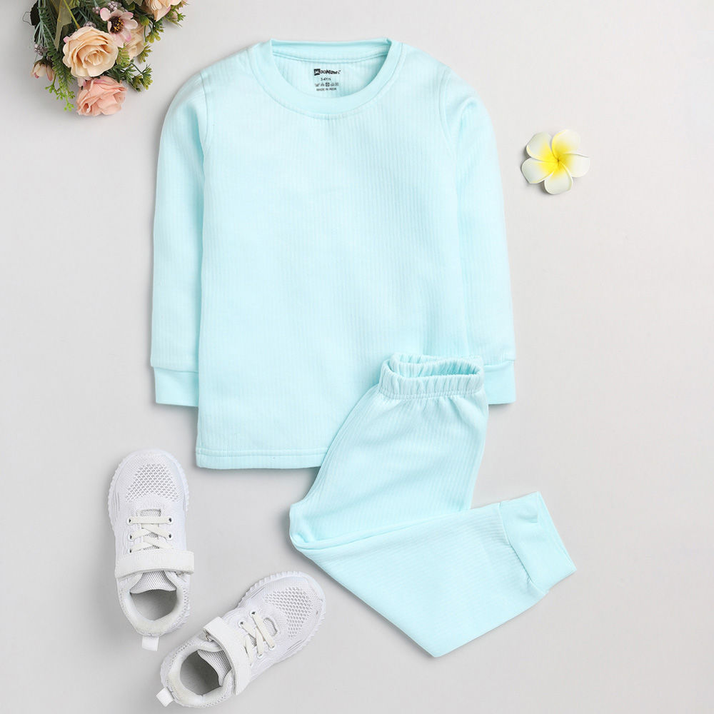 

features upper material 80 cotton 20 polyester bottom material 80