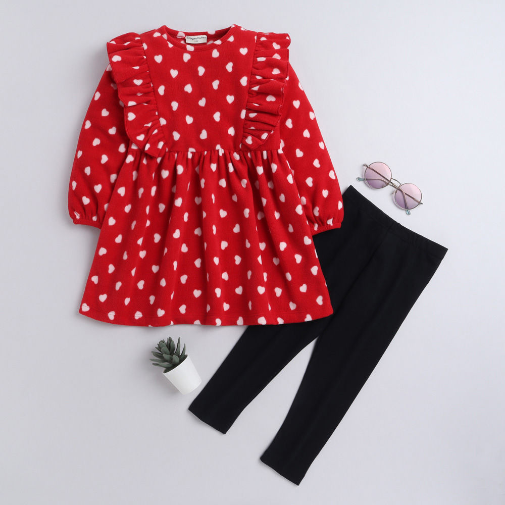 

features upper material 100 polyester bottom material 95 cotton 5